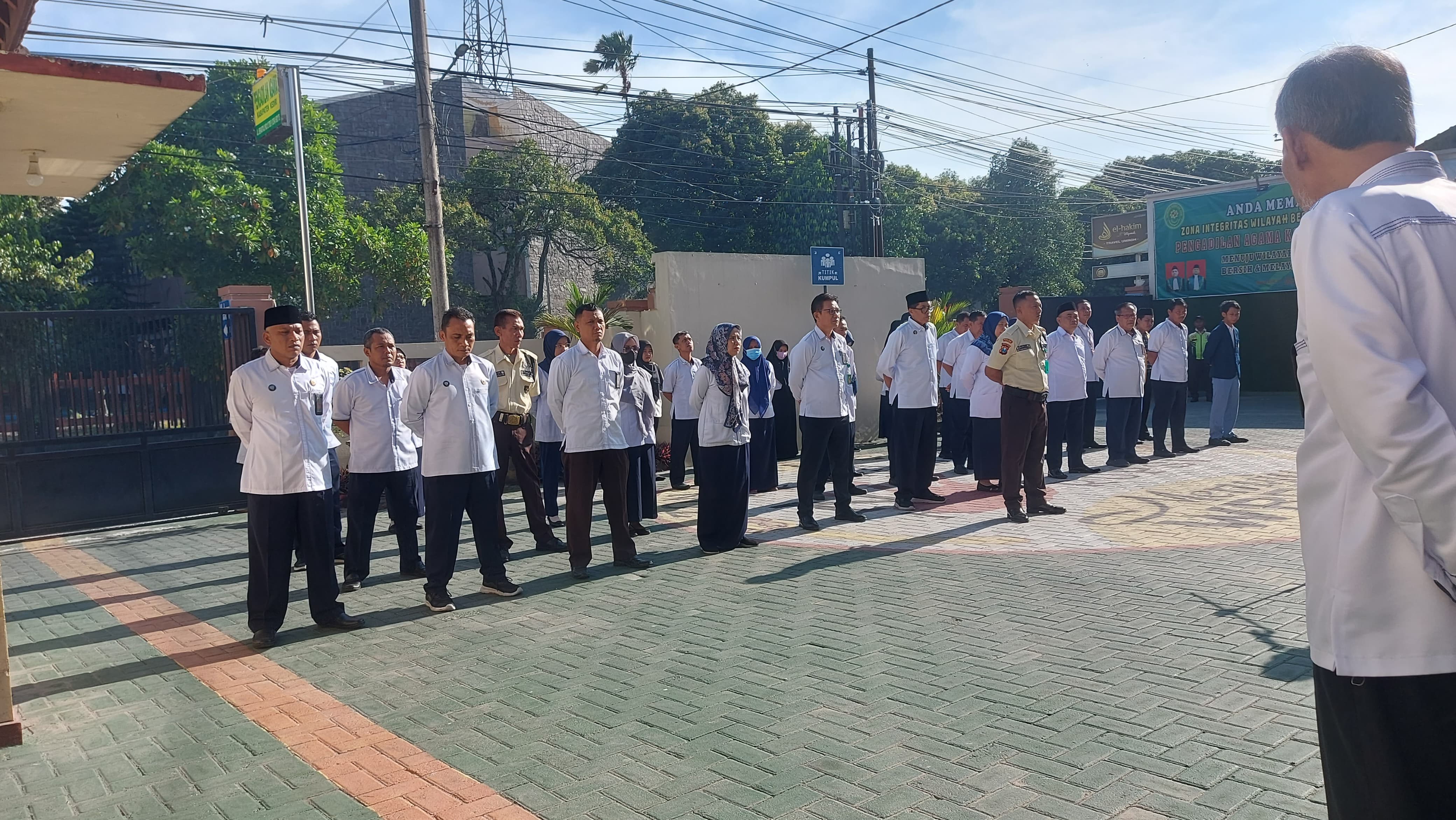 6 Jan   Apel Pagi (2)